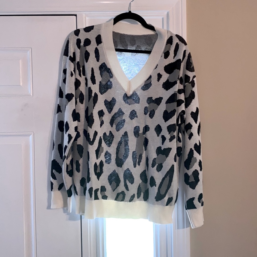 Medium Light grey/Black Leopard Print Sweater